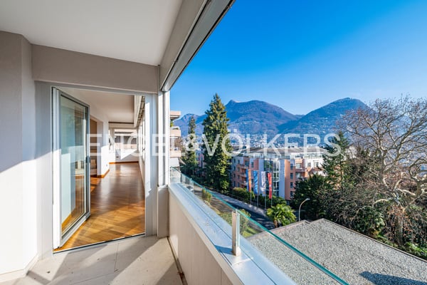 Elegante Wohnung mit Seeblick und priva…