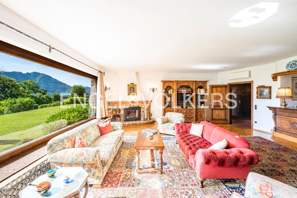 Villa esclusiva mediterranea con piscina e vista aperta 3