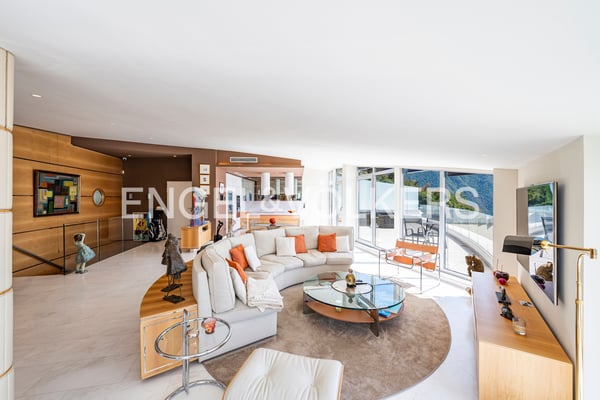 Esclusivo duplex con vista lago unica 5