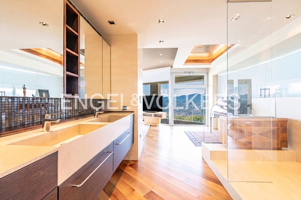 Esclusivo duplex con vista lago unica 7