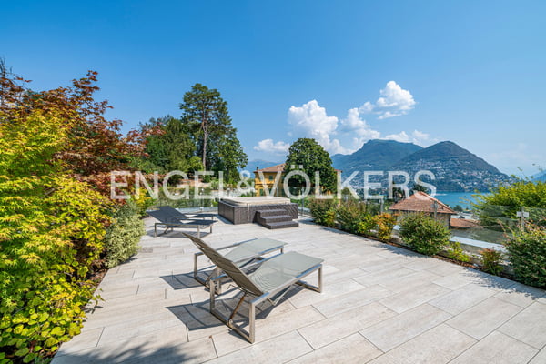 Esclusivo appartamento con giardino e vista lago 10