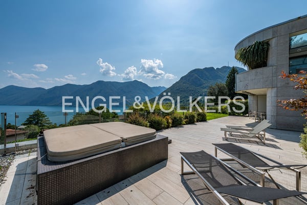 Esclusivo appartamento con giardino e vista lago 11