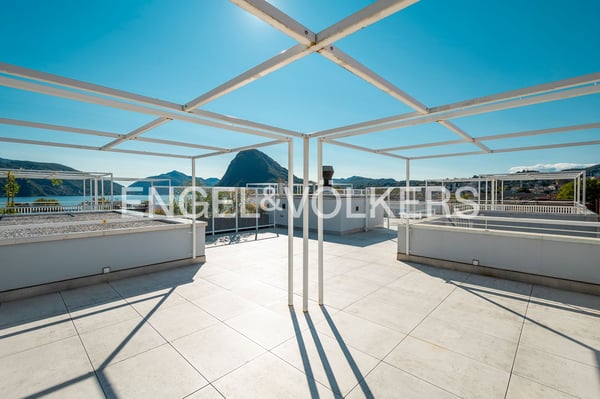 Luminoso e moderno duplex con terrazza rooftop 1