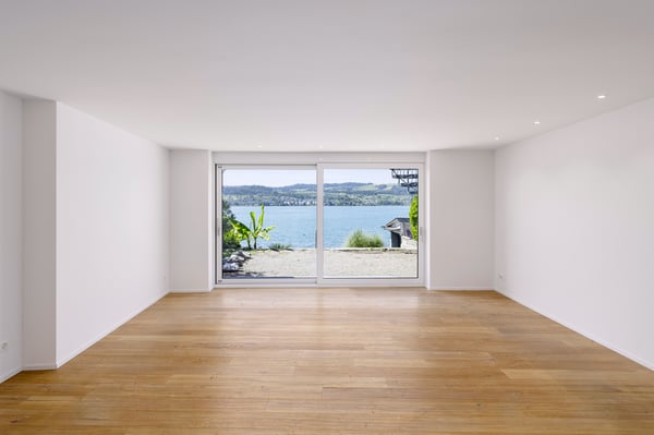 Erste Reihe für Sie: Haus mit direktem Seezugang 2