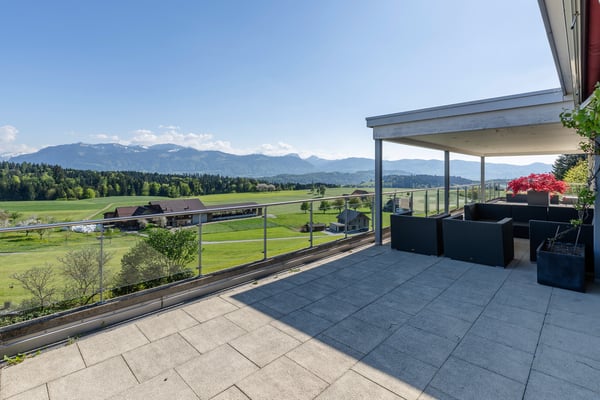 Stilvolle Attikawohnung mit Panorama & Privacy 6