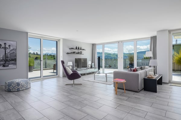 Hausfeeling mit Weit- und Seesicht 2