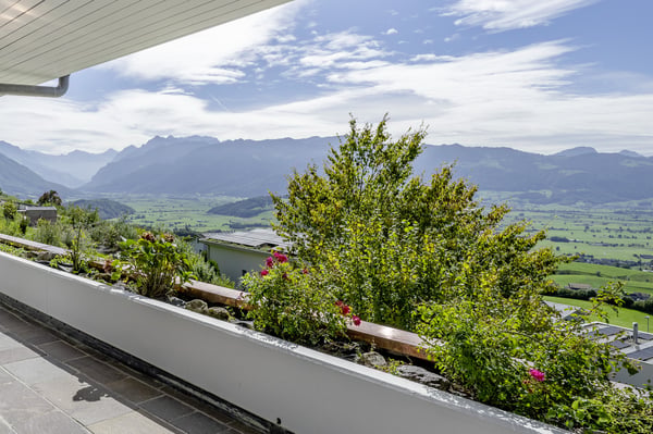 Beeindruckende Landhausvilla mit bewilligtem Umgebungsprojekt 5
