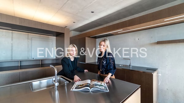 Einzugsbereites, voll ausgestattetes Design-Loft 4