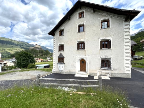 Schlossblick inklusive: Historisches Juwel in Tarasps bester Lage 3