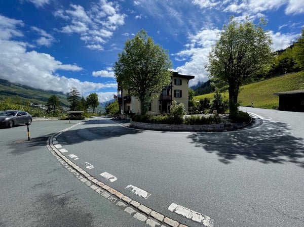Stillgelegtes Golf-Garten-Hotel an traumhafter Lage in Scuol-Vulpera-T 5