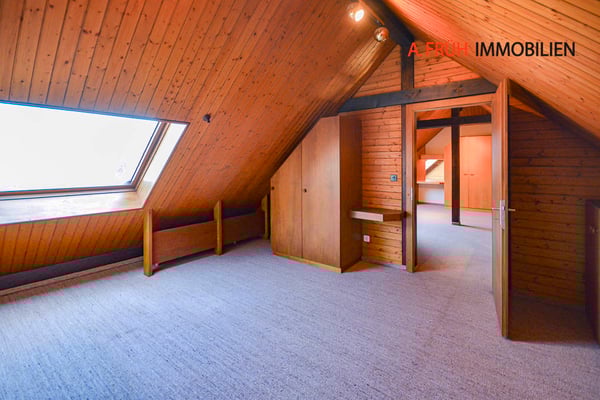 Wohnen mit Charakter 1.5-Zimmer-Attikawohnung mit Kamin, Wintergarte 11