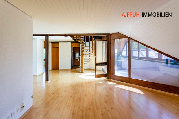 Wohnen mit Charakter 1.5-Zimmer-Attikawohnung mit Kamin, Wintergarte 2