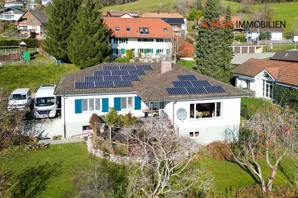 Ein Einfamilienhaus, das Geborgenheit und Weite vereint 1