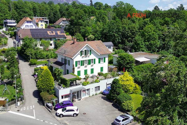 Stilvolles Wohn- und Geschäftshaus in begehrter Lage von Solothurn 1