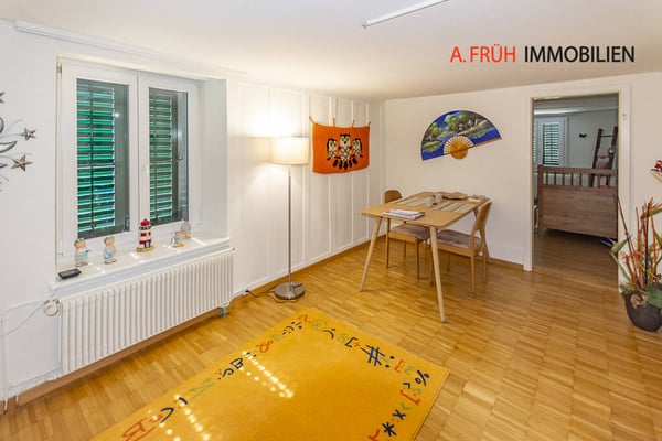Über dem Aaretal Mehrfamilienhaus mit Blick zu den Alpen 13