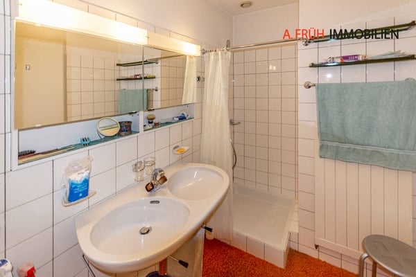 Helle Terrassenwohnung  Wohnen mit besonderem Ambiente 6