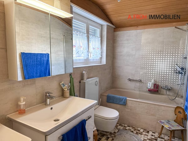 Charmantes Zuhause: Freistehendes Einfamilienhaus an naturnaher Lage. 8