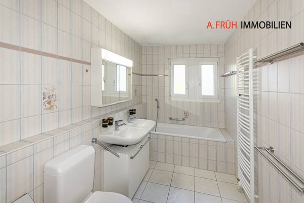 Eckmaisonette mit privatem Garten und viel Raum für Wohnträume 9
