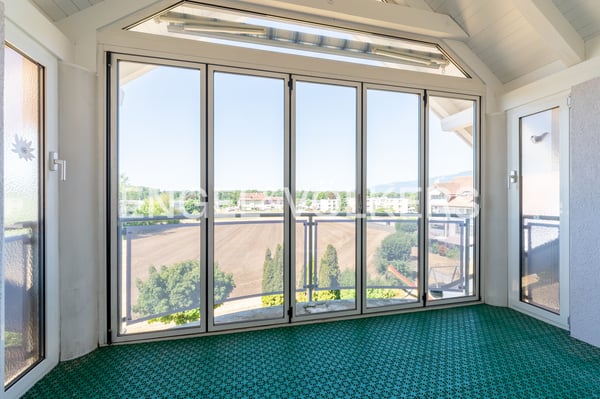Dachwohnung mit Weitblick und Panoramabalkon 5