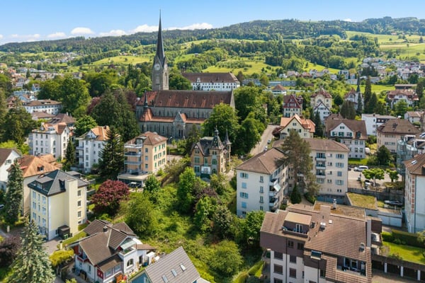 Kernsanierte Villa an zentraler Lage mit Seesicht 16