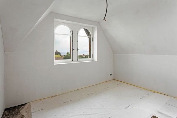 Kernsanierte Villa an zentraler Lage mit Seesicht 10