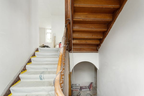 Kernsanierte Villa an zentraler Lage mit Seesicht 2