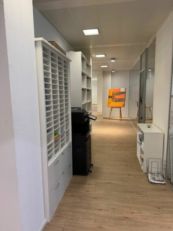 Helles Büro an zentraler Lage in St.Gallen mit attraktiver Schaufensterfront 5