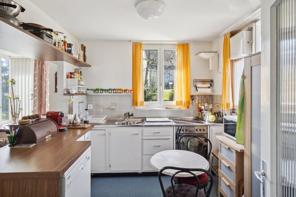 Einfamilienhaus im Grünen mit traumhafter Aussicht und viel Umschwung 4