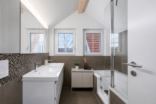 Modernes Wohnen - hell, grosszügig und zentral 4