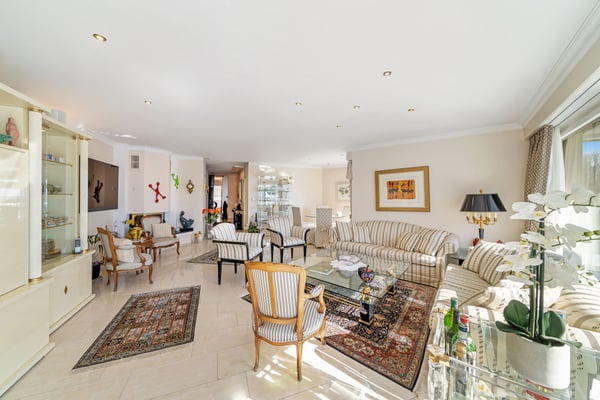 Exklusive Attikawohnung mit atemberaubendem Panorama 3