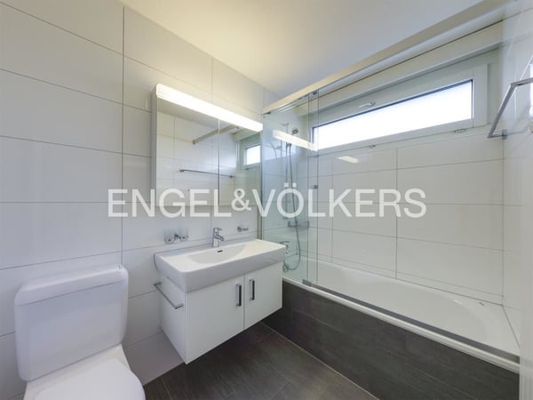 Attraktive 5.5-Zimmer-Wohnung im Dachgeschoss 3