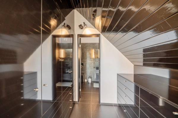 Modernes Einfamilienhaus mit Panorama-Seesicht 12