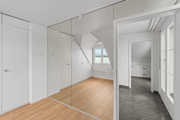 Exklusive Mietwohnung mit grosszügigen Terrassen und Seesicht 8