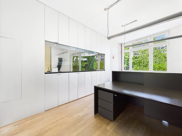 Geschäftshaus mit grossem Entwicklungspotenzial an guter Lage in Luzer 6