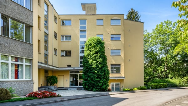 Geschäftshaus mit grossem Entwicklungspotenzial an guter Lage in Luzer 2