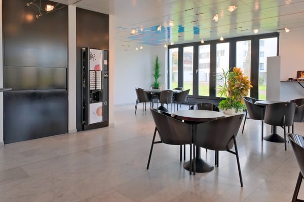 Repräsentative, voll ausgestattete Büroflächen 7