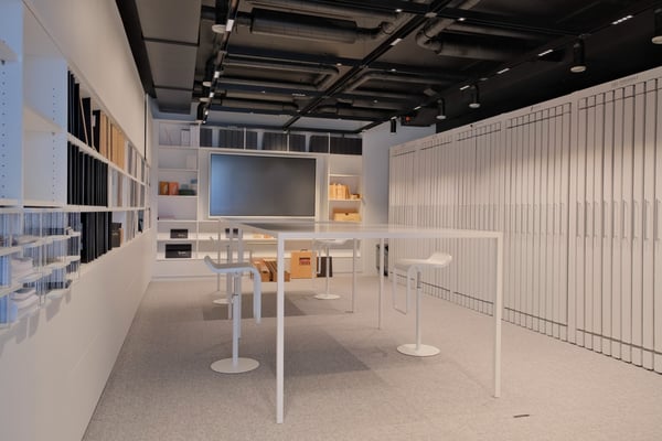 328 m2 Exklusive Büro-/Praxisflächen / Showroom mit Top See-/Bergsicht 4