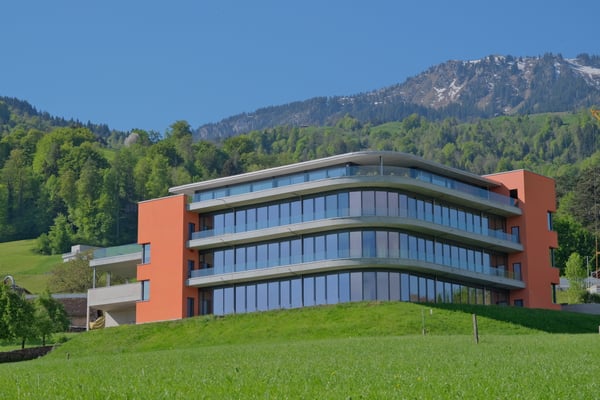 328 m2 Exklusive Büro-/Praxisflächen / Showroom mit Top See-/Bergsicht 13