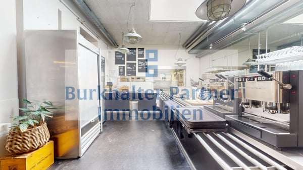 Vielseitige Gewerbefläche mit insgesamt 361 m² auf 2 Etagen an zentraler Lage in Bern - optional mit zusätzlicher Lagerfläche (130 m²) im 1. UG Monbijoustrasse 28, 3011 Bern An hervorragender Lage in der Berner Innenstadt vermieten wir per 1. 5