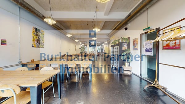 Vielseitige Gewerbefläche mit insgesamt 361 m² auf 2 Etagen an zentraler Lage in Bern - optional mit zusätzlicher Lagerfläche (130 m²) im 1. UG Monbijoustrasse 28, 3011 Bern An hervorragender Lage in der Berner Innenstadt vermieten wir per 1. 2