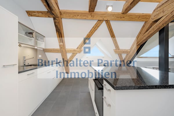 Einzigartige 2 - Zimmer - Dachgeschosswohnung mitten in Ittigen 2