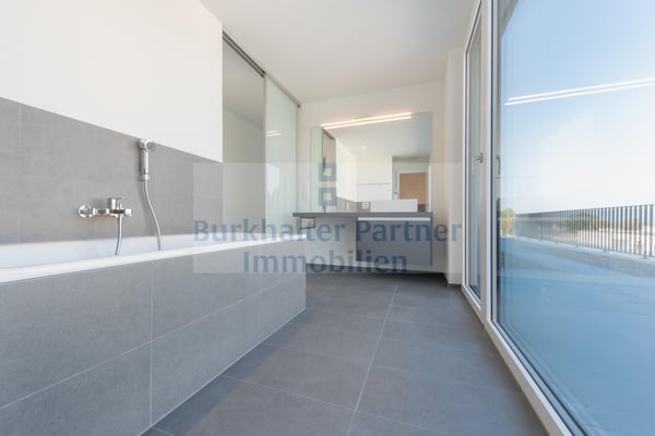 Ihr neues Zuhause mit echter Lebensqualität - geniessen Sie Loggia und Terrasse 8