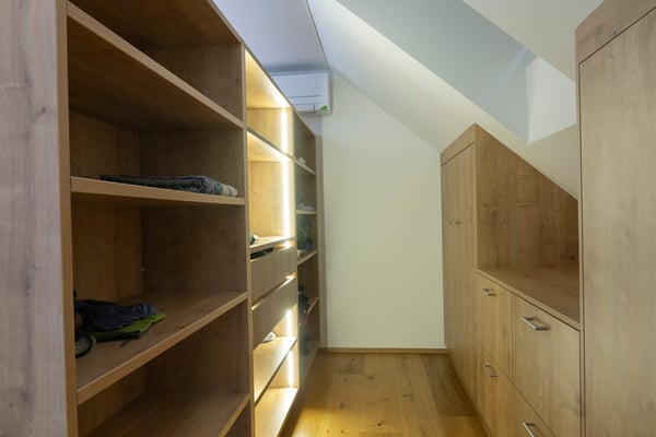 Moderne 1.5-Zimmer-Dachwohnung in ruhiger Lage von Besenbüren 9