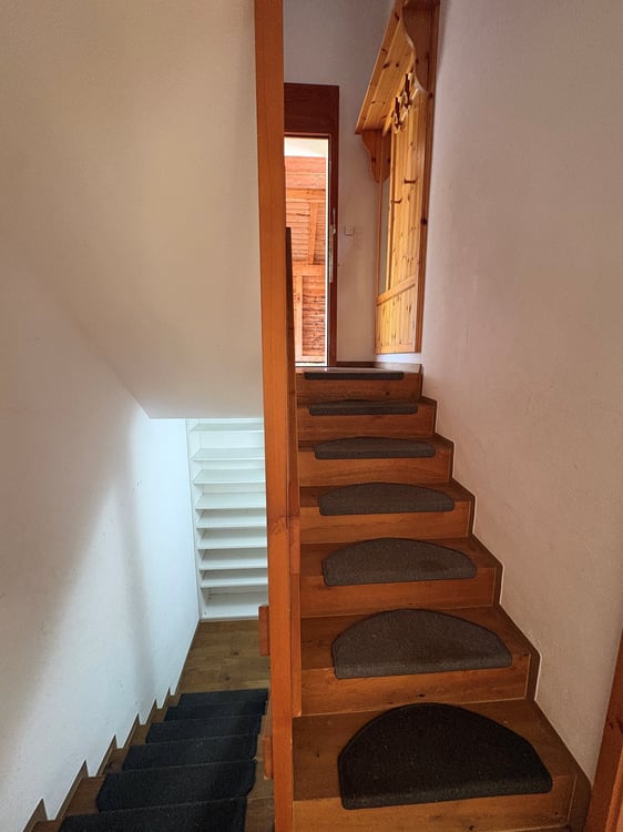 Grosszügiges 4.5-Zimmer-Einfamilienhaus in Brienz – sofort verfügbar! 18
