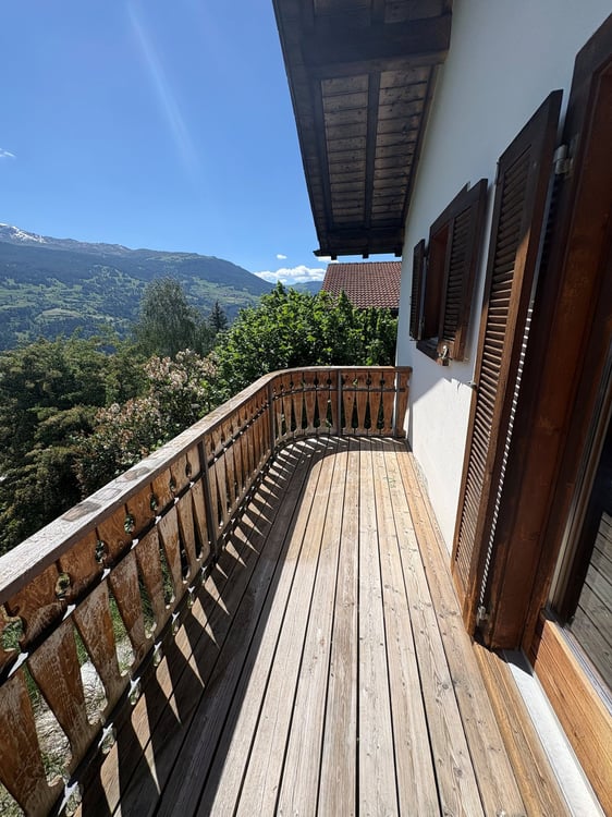 Grosszügiges 4.5-Zimmer-Einfamilienhaus in Brienz – sofort verfügbar! 8