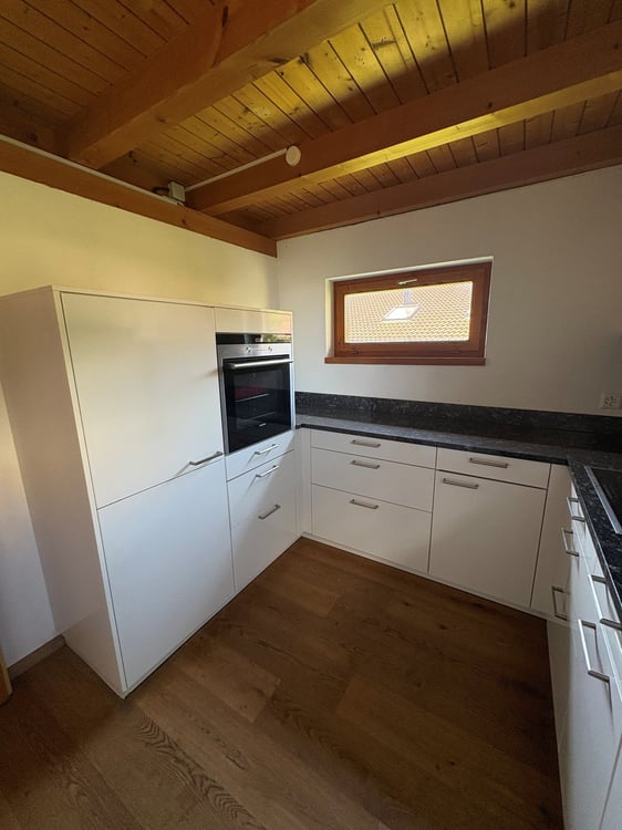 Grosszügiges 4.5-Zimmer-Einfamilienhaus in Brienz – sofort verfügbar! 4