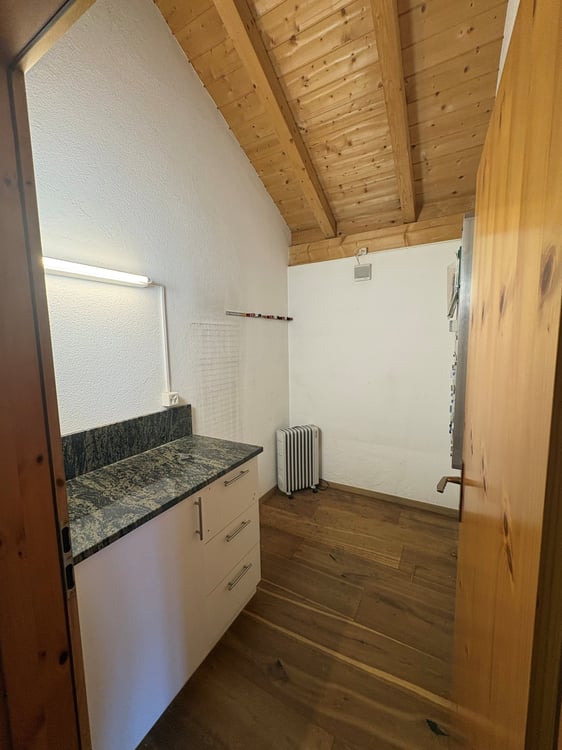 Grosszügiges 4.5-Zimmer-Einfamilienhaus in Brienz – sofort verfügbar! 6