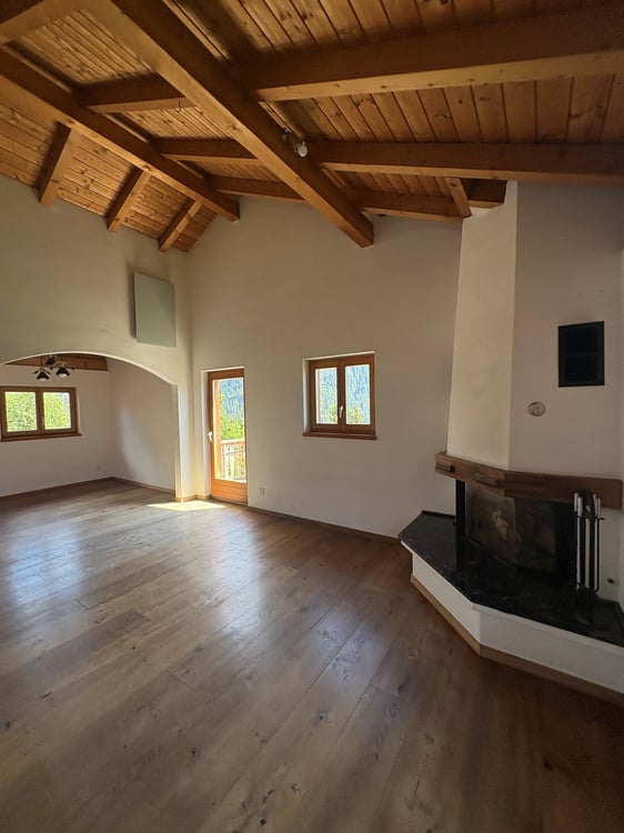 Preview image of the real estate