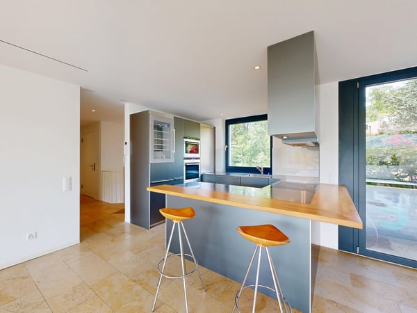 4.5-Zimmer-Terrassenwohnung mit atemberauender Weitsicht 3