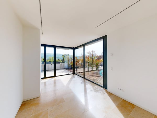 4.5-Zimmer-Terrassenwohnung mit atemberauender Weitsicht 10